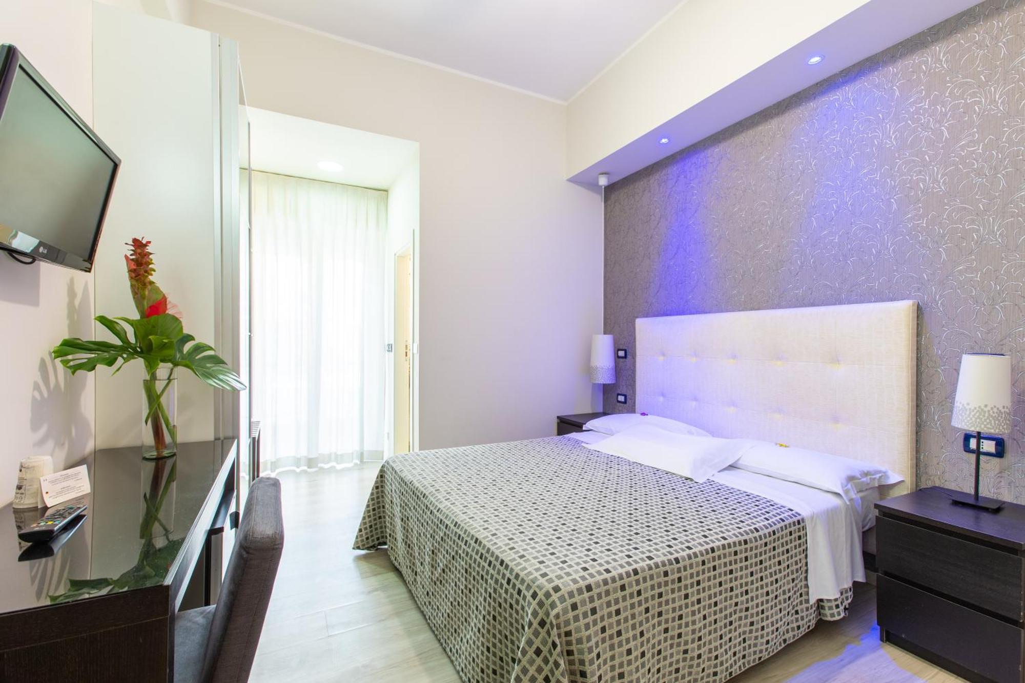 Hotel Gardenia Римини Экстерьер фото
