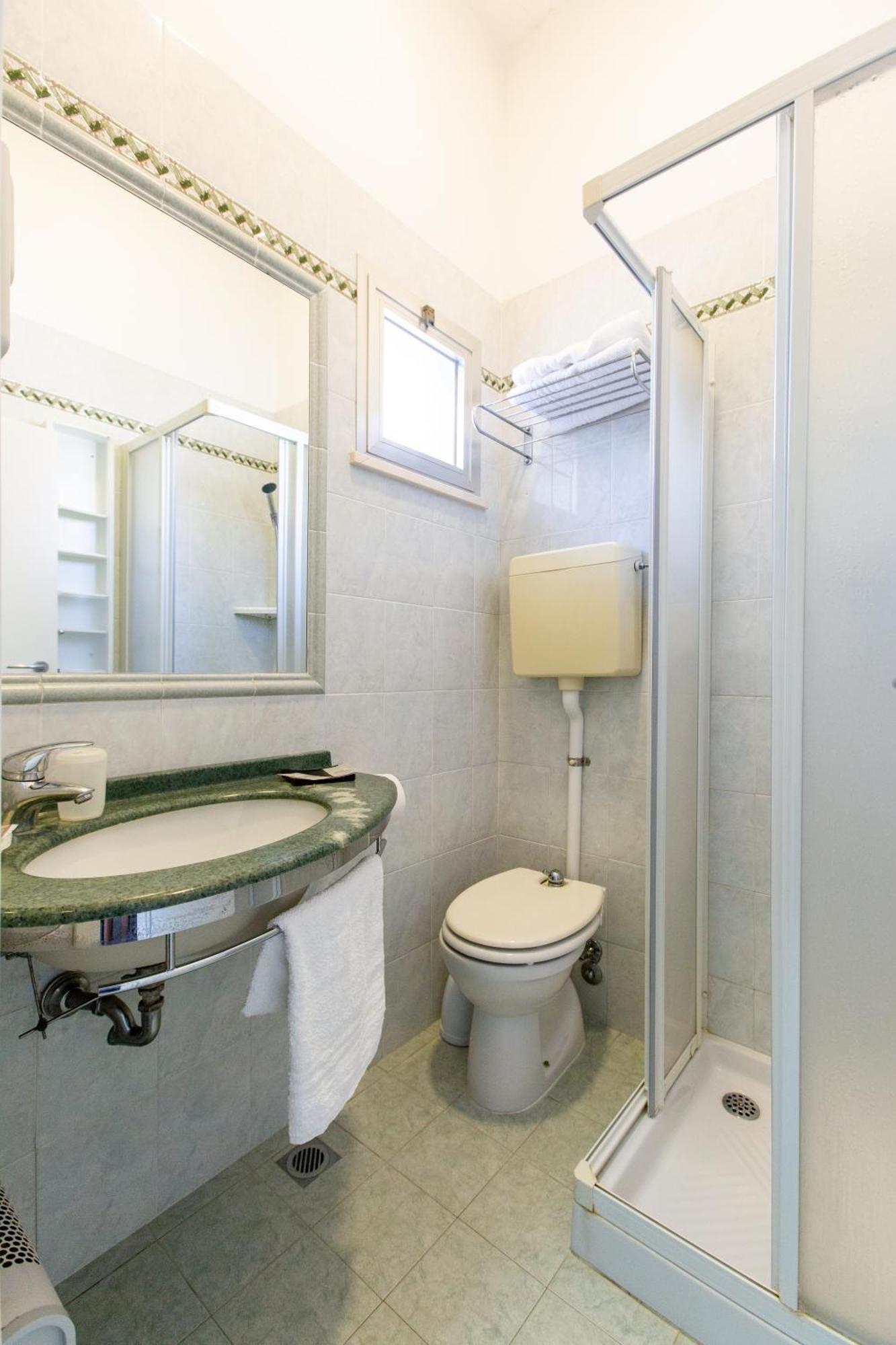Hotel Gardenia Римини Экстерьер фото